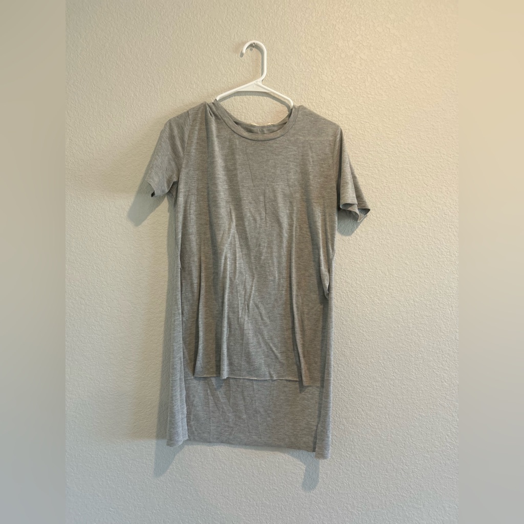 Womans Basic Gray Tee.